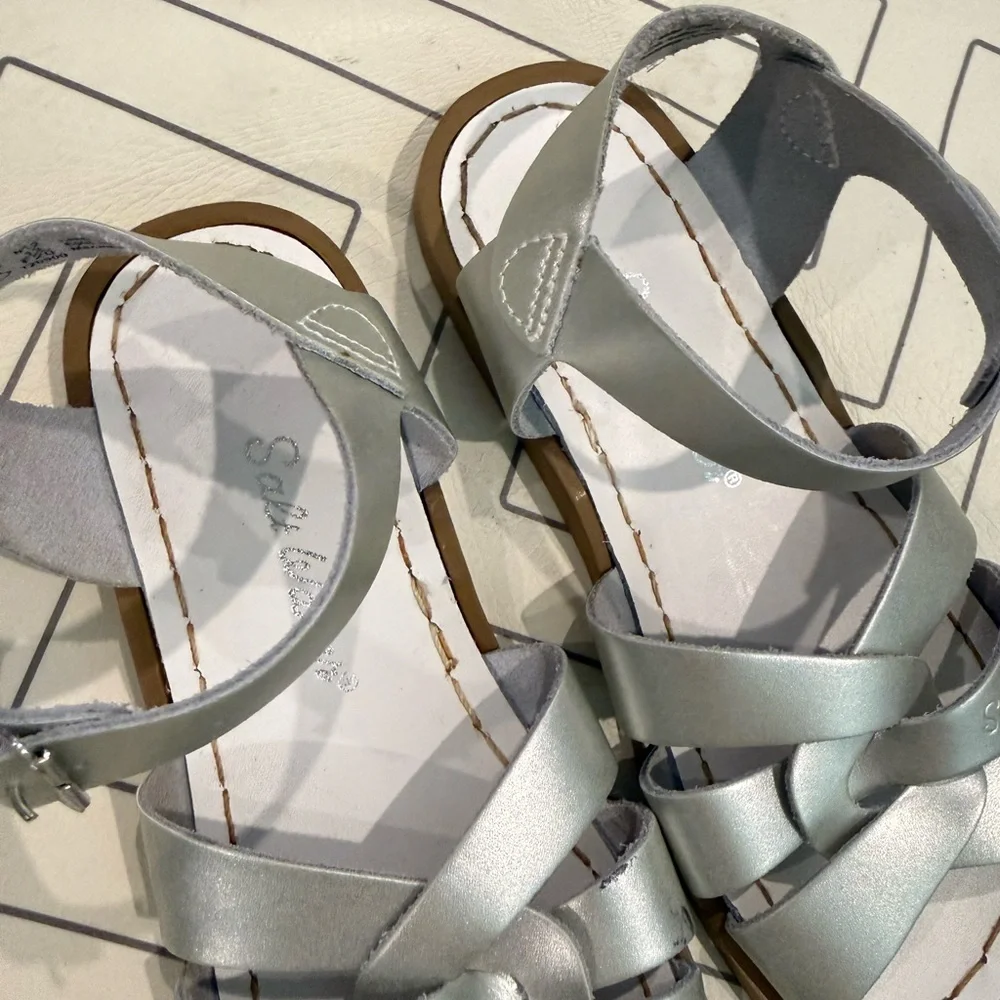 Salt Water Silver Sandals - Picture 3 of 14